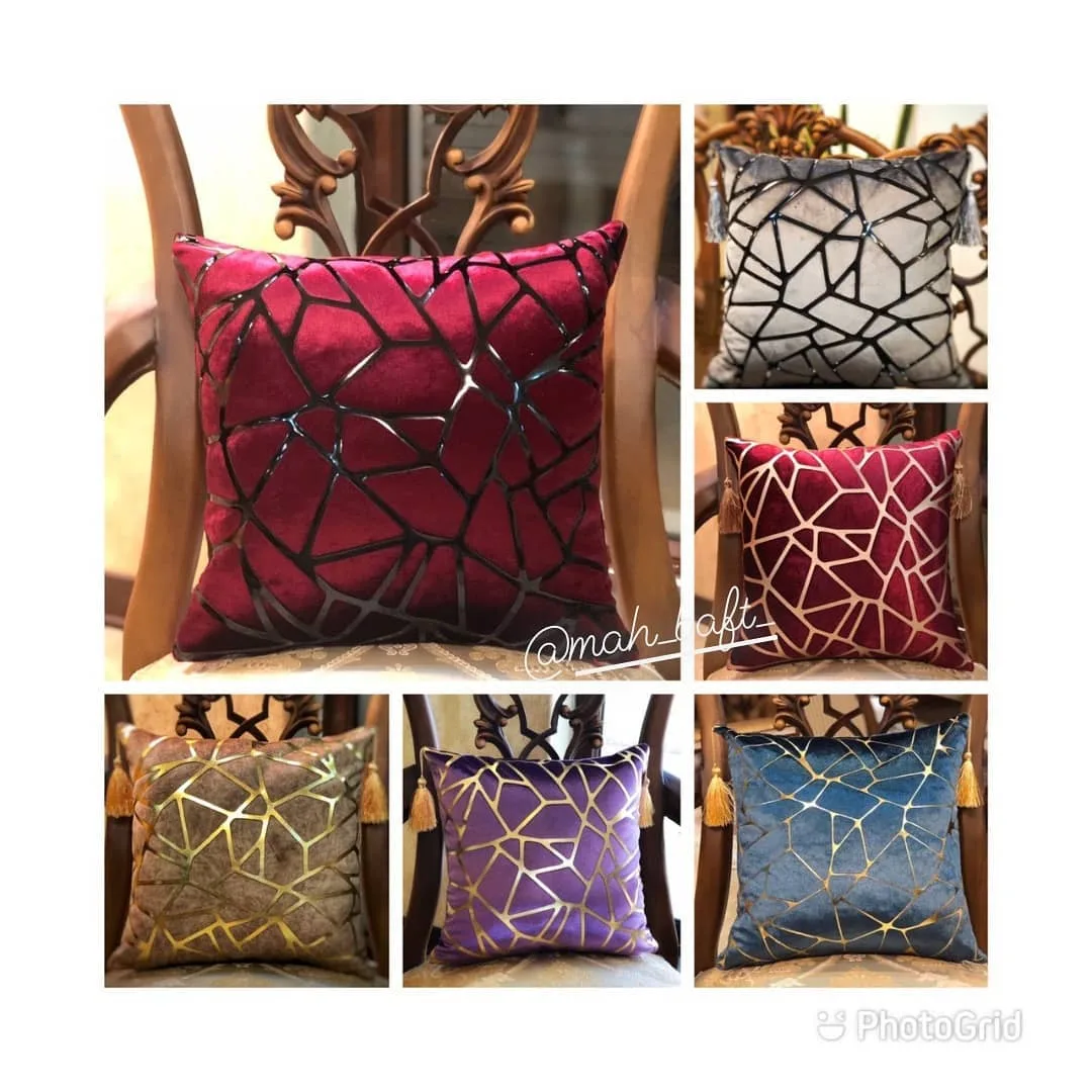کوسن طرح ترک مخمل