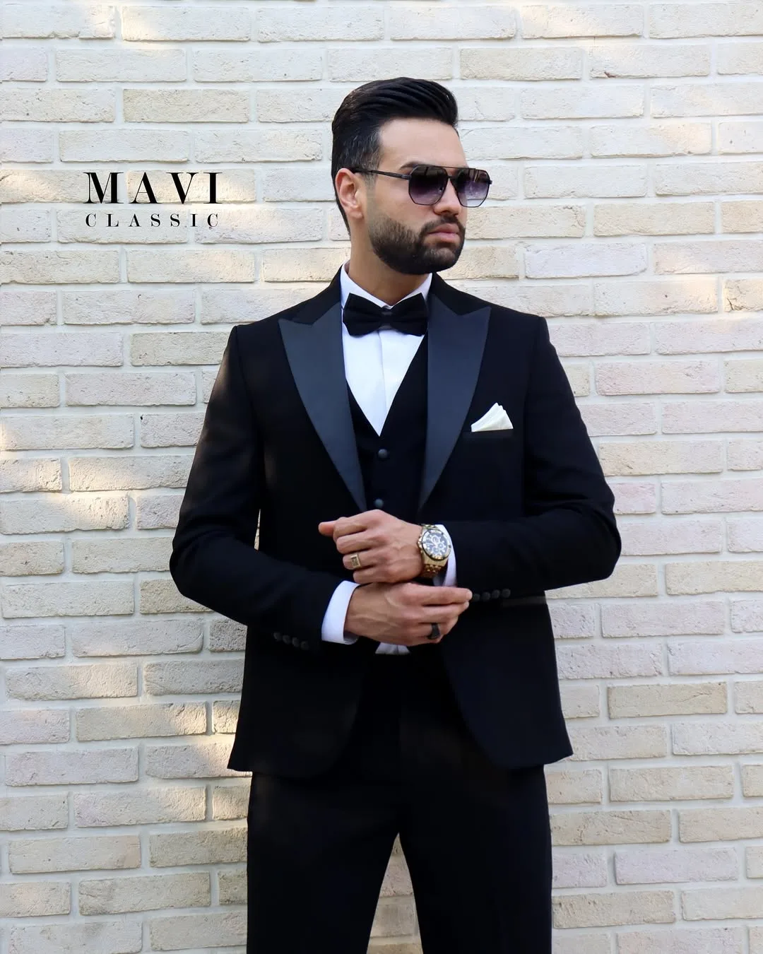 کت و شلوار و ژیله دامادی یقه ساتن، رنگ مشکی، یقه پهن، جذب، آستین بلند