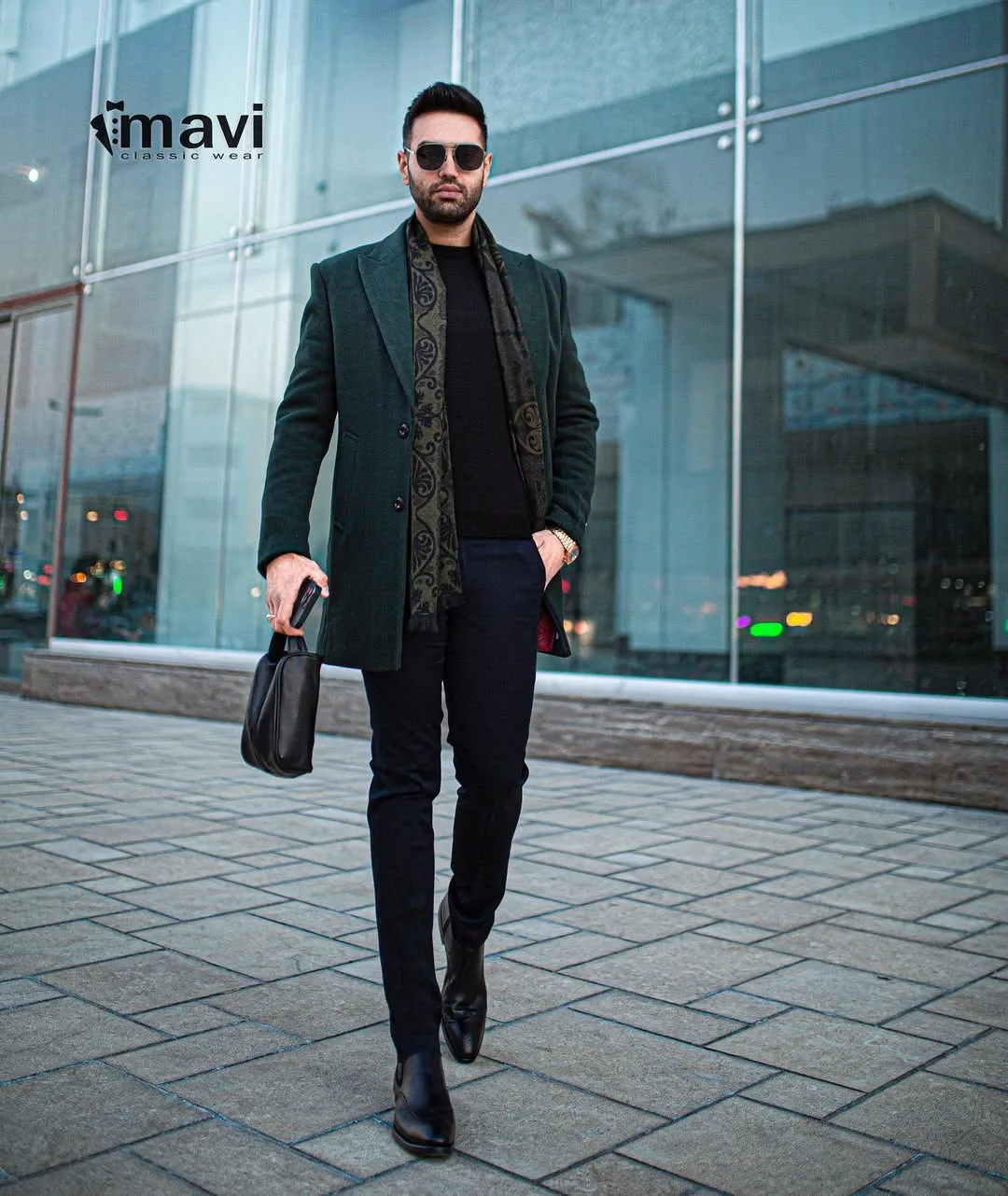 نیمپالتو مردانه، رنگ سبز تیره، بلند، یقه انگلیسی، آستین بلند
