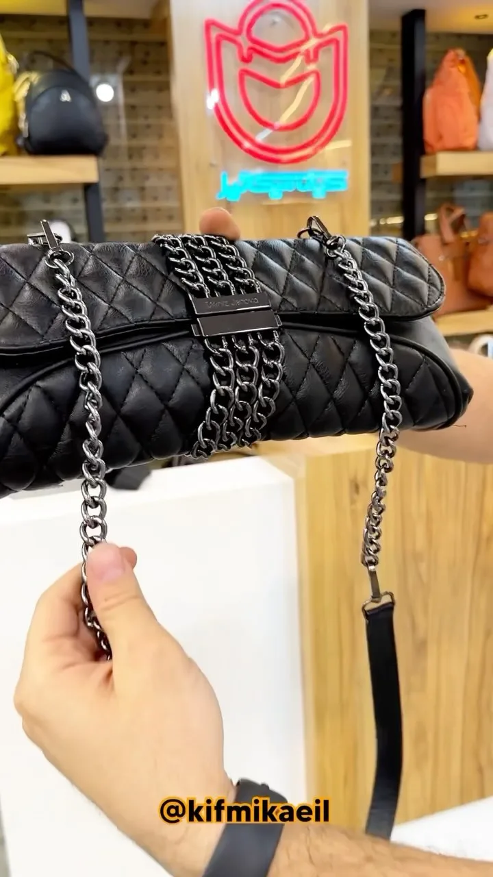 کیف دستی، رنگ مشکی، جنس چرم، طرح هندسی، دوشی، زنجیری، مستطیلی