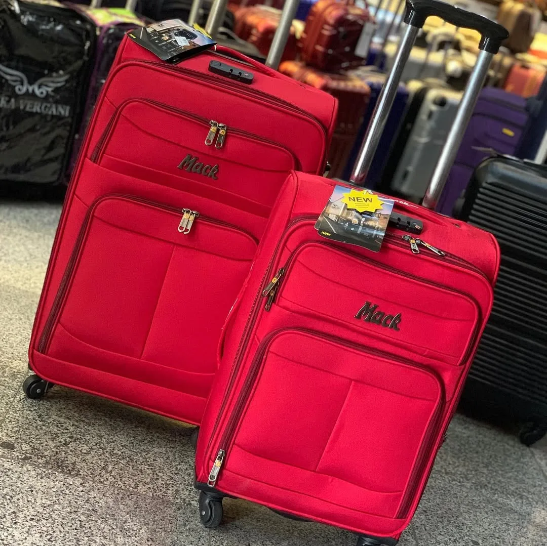 چمدان برزنتی چهارچرخ