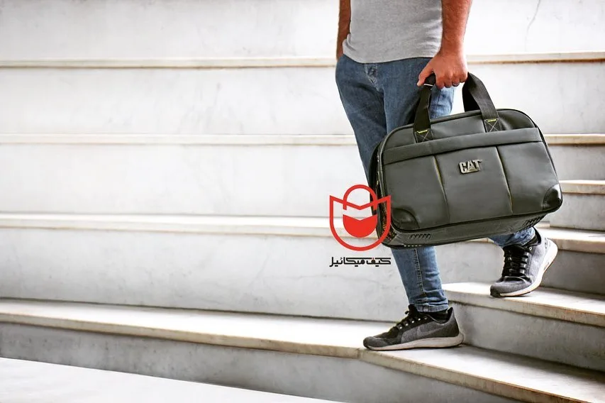 ساک مسافرتی، رنگ سبز زیتونی، دستی، مستطیلی