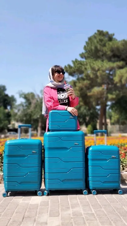 چمدان چهارتکه مدل مایا مونزا، رنگ آبی، جنس پلاستیک، چمدان چرخ‌دار، سخت