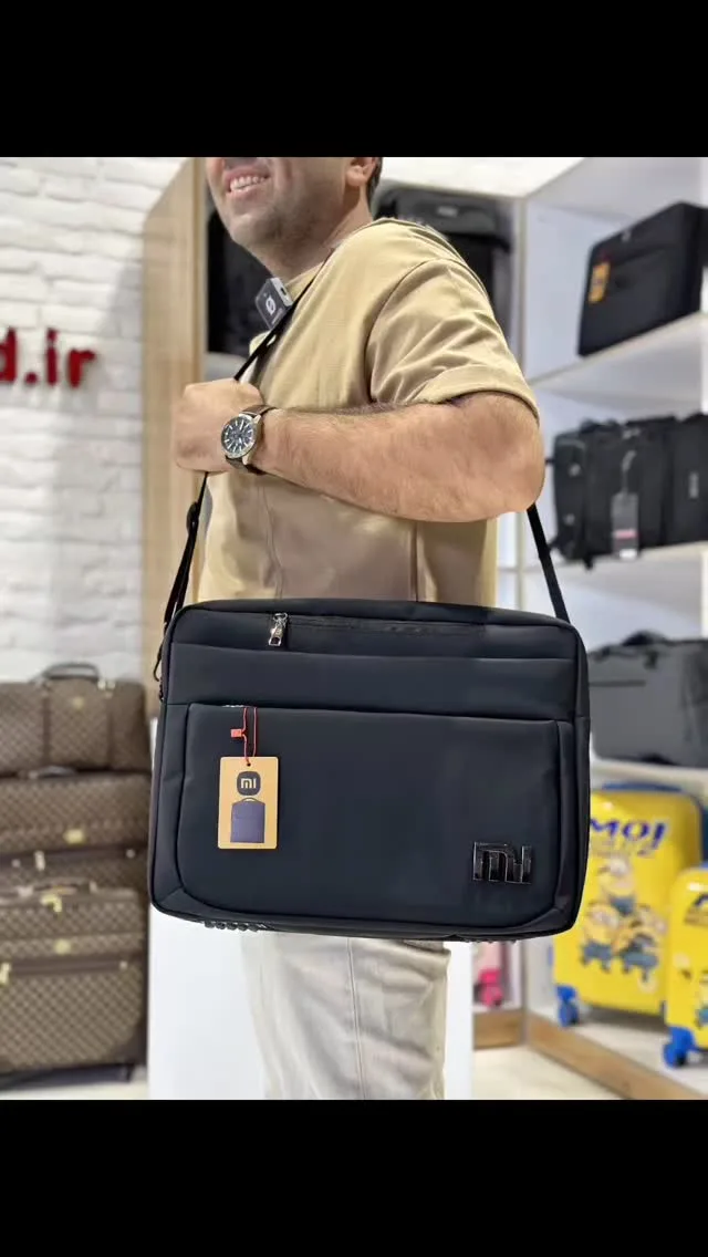 کیف اداری سه‌کاره، رنگ مشکی، دوشی، مستطیلی
