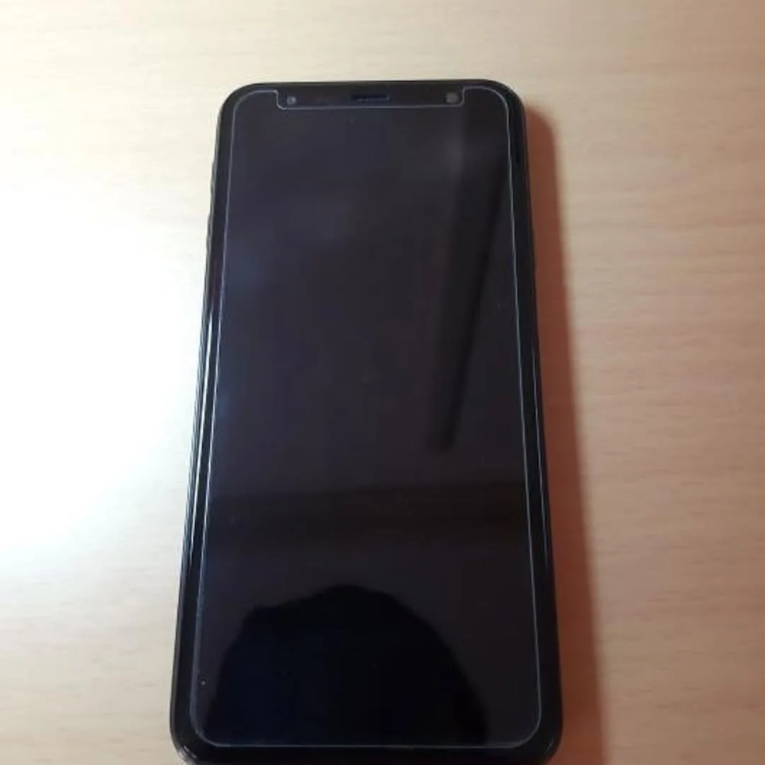 گوشی سامسونگ J4 Plus 2018 32 گیگ، رنگ مشکی، جنس شیشه و فلز، لمسی