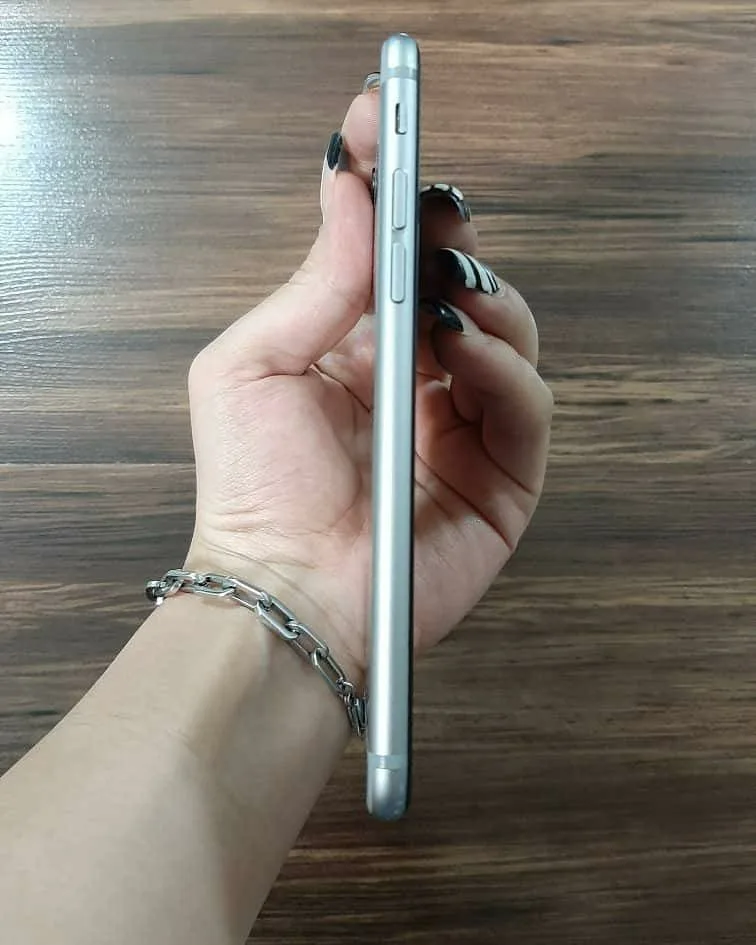 گوشی آیفون 6s ظرفیت ۶۴ گیگابایت کارکرده — عکس ۴