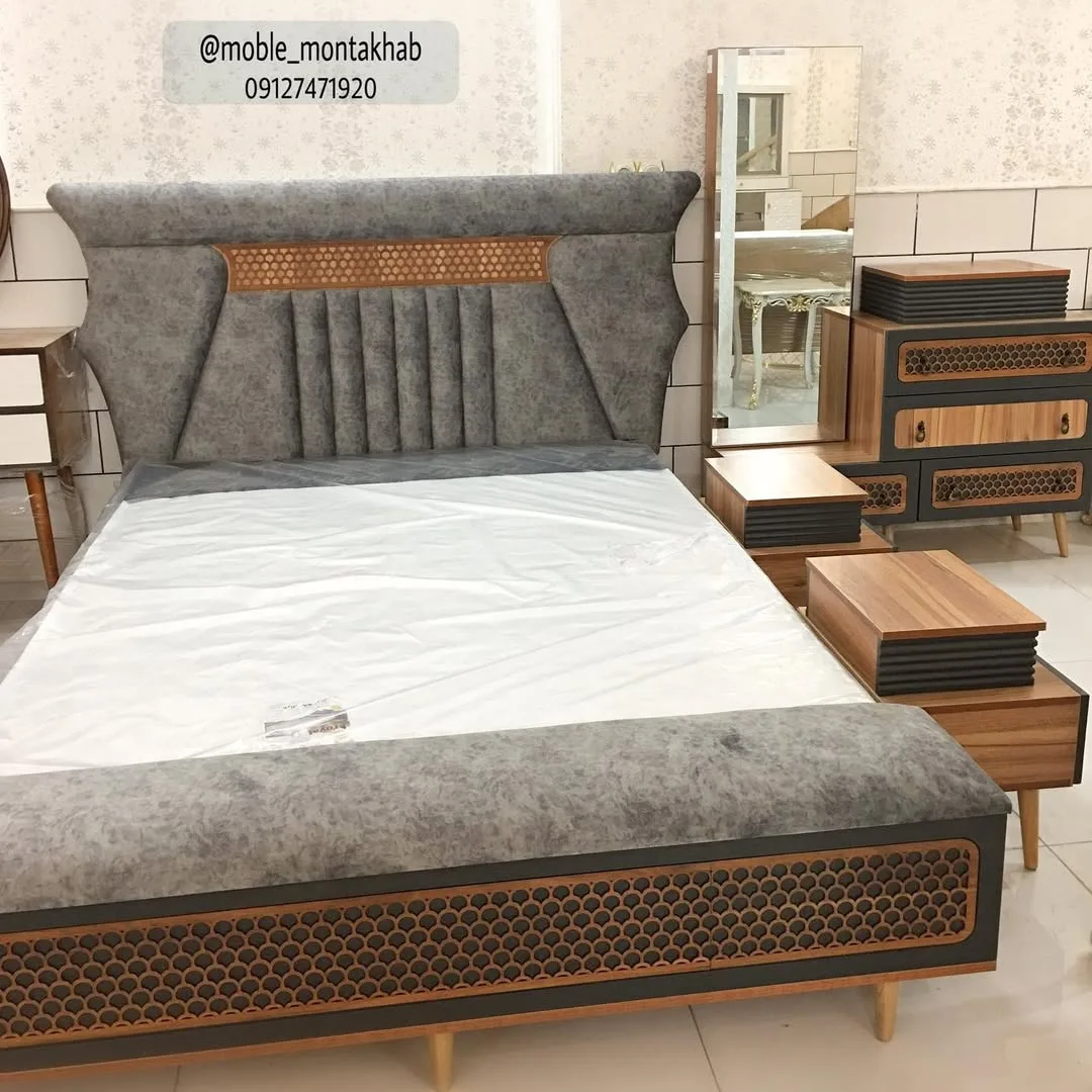 سرویس خواب، رنگ خاکستری، قهوه‌ای و کرم، جنس چوب و مخمل، طرح مشبک، دو نفره، تاج لمسه‌دوزی