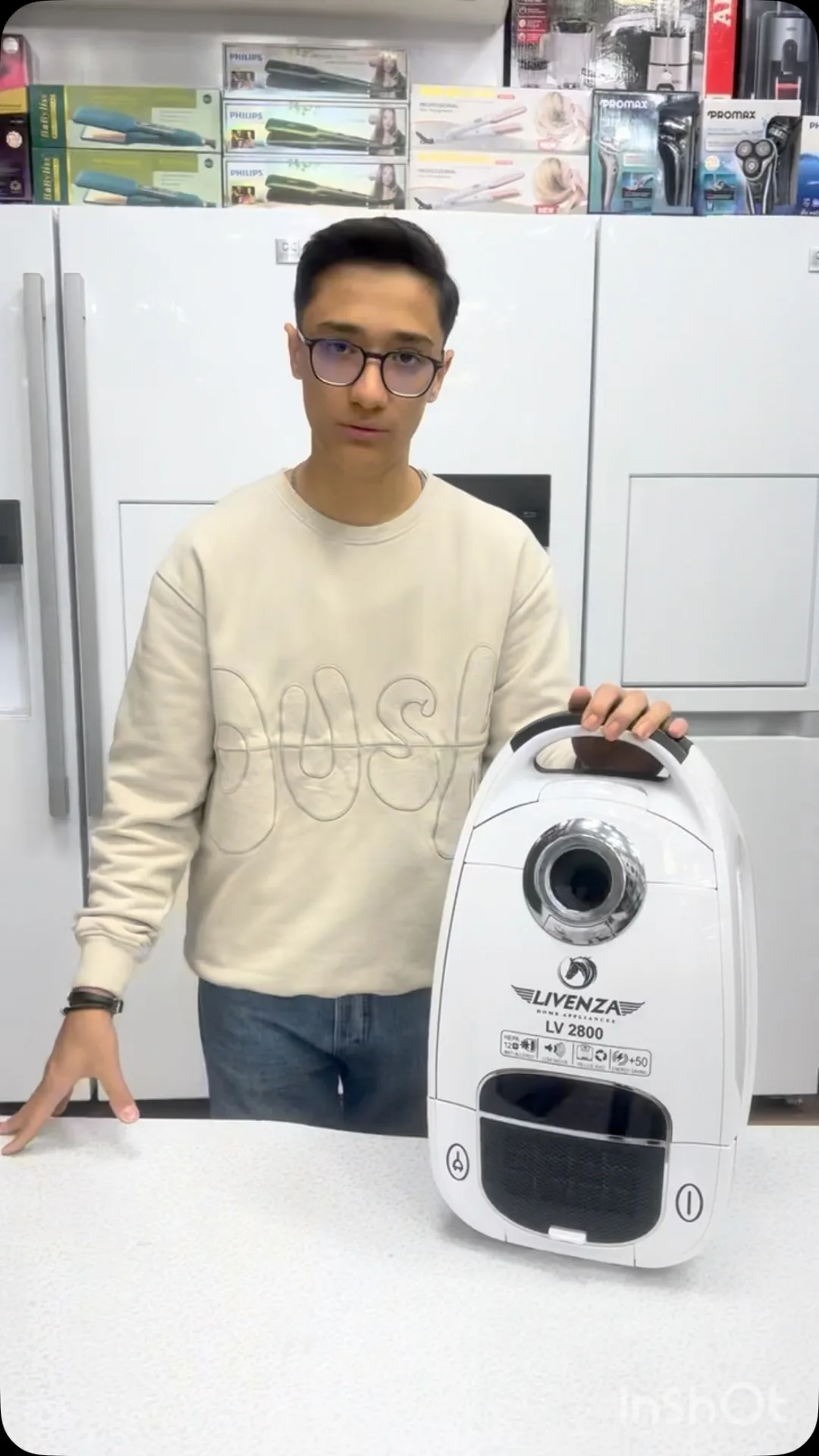 جاروبرقی LV 2800 لایونزا، رنگ سفید، جنس پلاستیک، ایستاده، کیسه‌ای