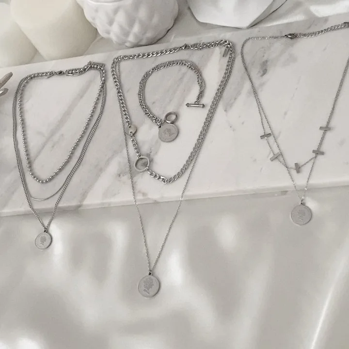 ست گردنبند استیل نقره‌ای