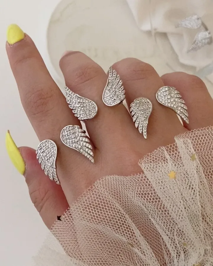انگشتر بال فرشته فول نگین، رنگ نقره‌ای، جنس فلز، طرح بال