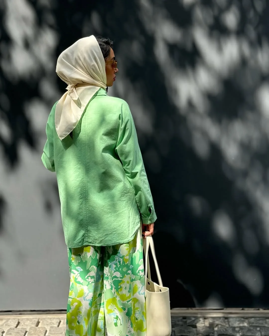 ست هاوایی کرپ — رنگ سبز — نمای پشت — پیراهن یقه دار — عکس ۲