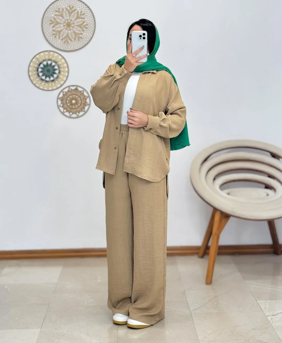 ست کرسپو کد ۲۰۵۳۸ — رنگ خاکی — نمای روی‌تن — دکمه — عکس ۷