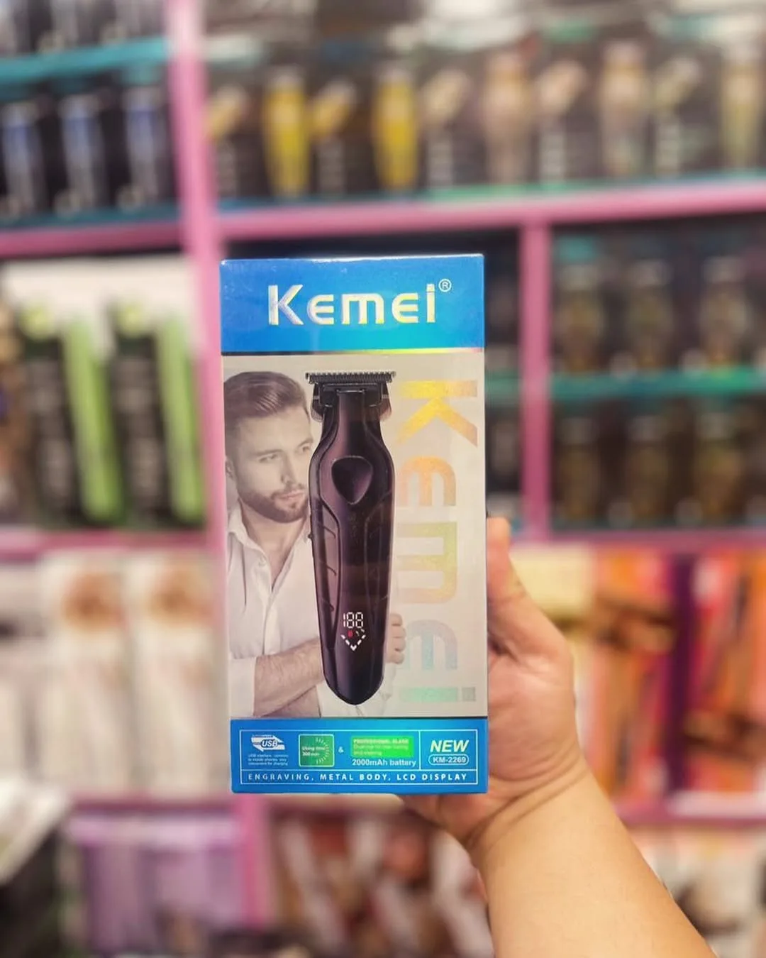 ماشین اصلاح، رنگ مشکی، جنس فلز، مدل شارژی