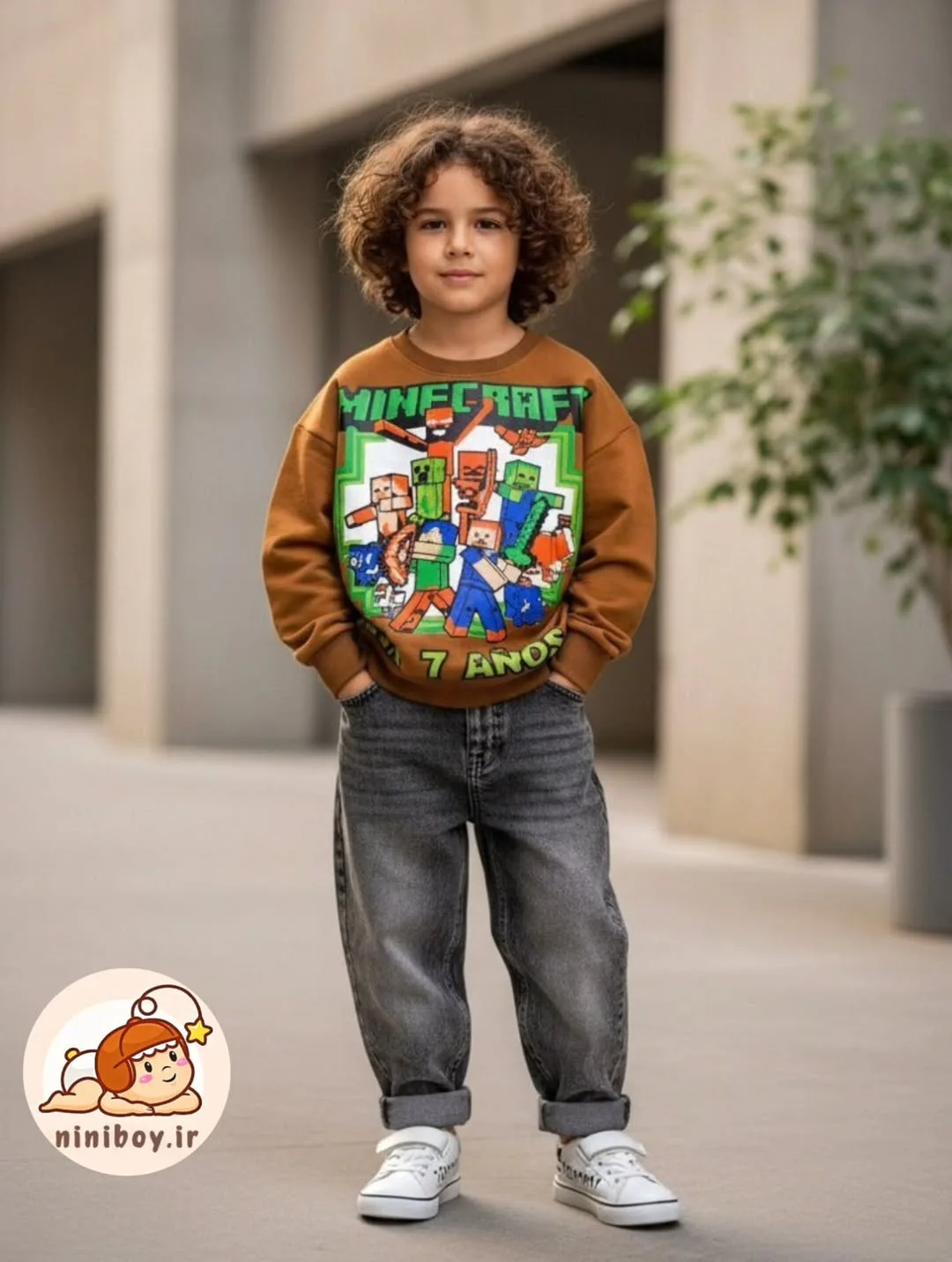 ست بلوز و شلوار طرح ماینکرافت، رنگ قهوه‌ای و خاکستری، جنس پنبه‌ای و جین، طرح طرح‌دار، یقه گرد، آستین بلند، جذب