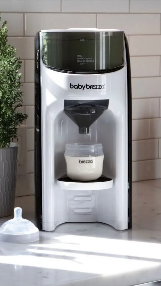 دستگاه شیرخشک‌ساز Baby Brezza، رنگ سفید و سیاه، جنس پلاستیک