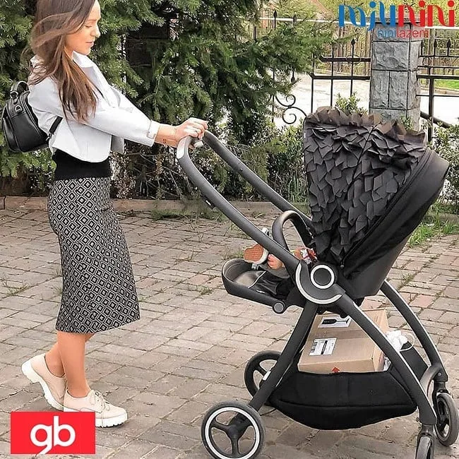 ست کالسکه و کریر ماریس gb، رنگ مشکی، سفید و صورتی، جنس فلز و پارچه، طرح هندسی، کالسکه چندچرخ تاشو