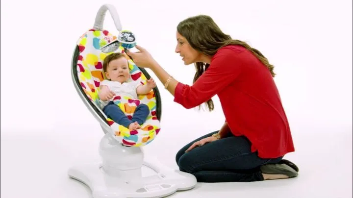 تاب برقی و گهواره ۵ حالته 4Moms، رنگ سفید و رنگارنگ، جنس پلاستیک، طرح هندسی