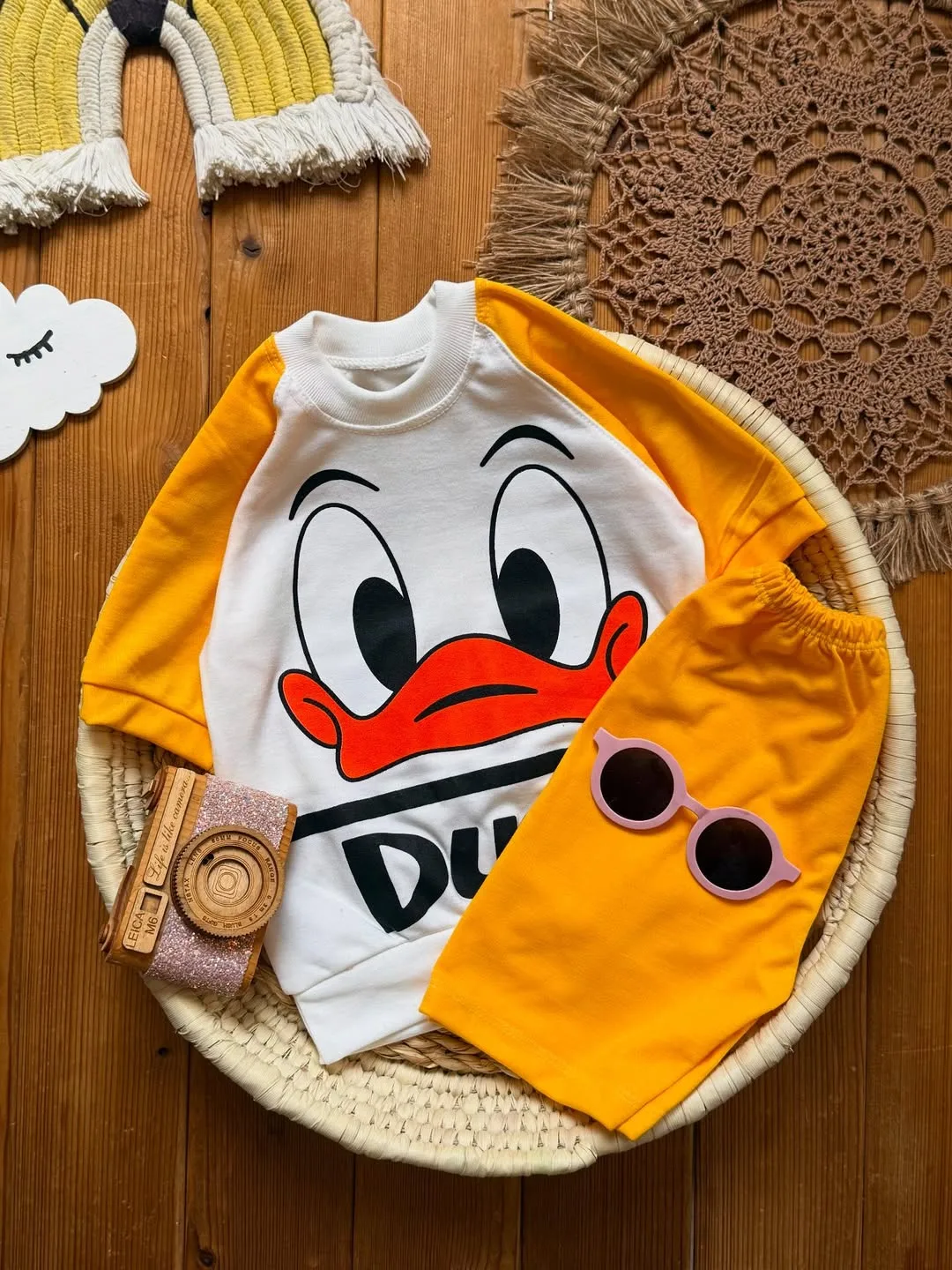 تیشرت و شلوارک داکی
