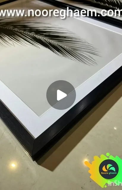 قاب عکس پاسپارتو سیاه و سفید