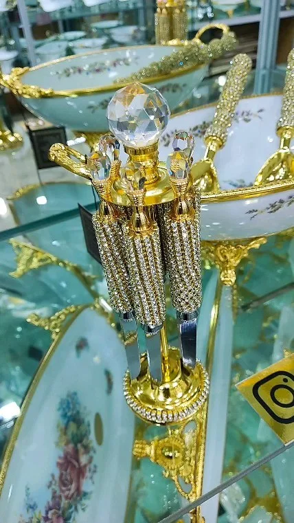 ست کارد و چنگال نگین‌دار