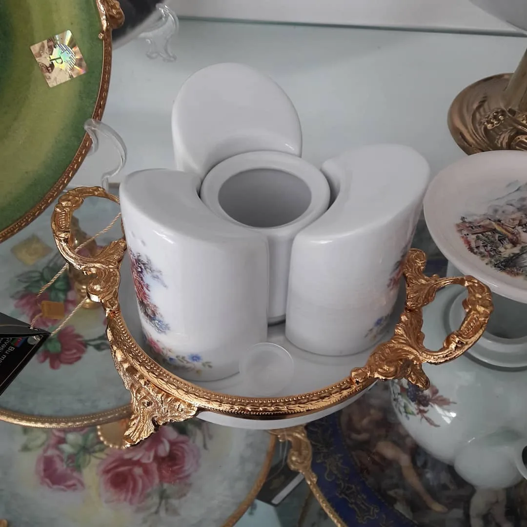 ست جاخلالی و نمکدان
