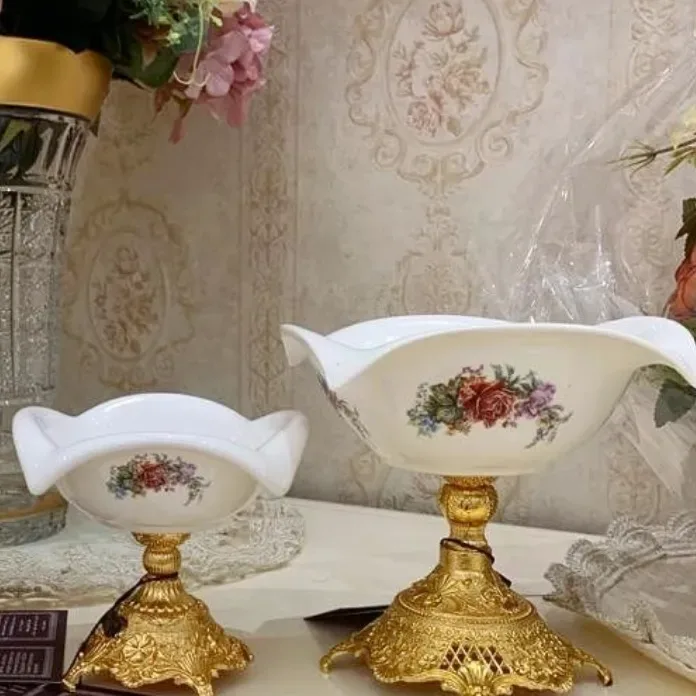 کاسه لببرگردان در سه سایز بزرگ، متوسط و کوچک