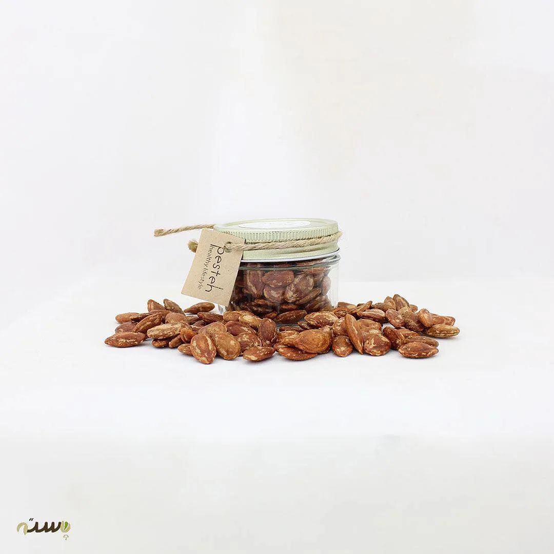 تخمه ژاپنی جابانی، رنگ قهوه‌ای و کرم، پوست‌کنده برشته