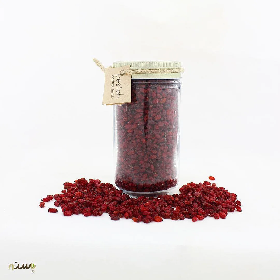 زرشک دانه اناری، رنگ قرمز، دانه‌ای خشک