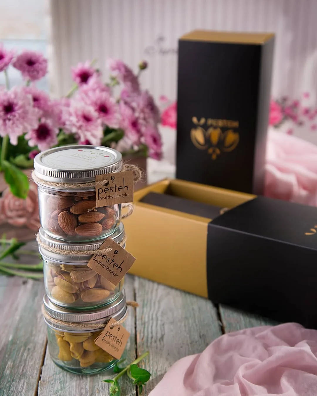 پک هدیه تیرداد پسته