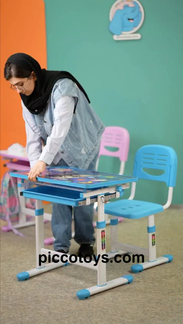 میز و صندلی تحریر کودک، رنگ آبی و سفید، جنس پلاستیک و فلز، میز و صندلی کودک