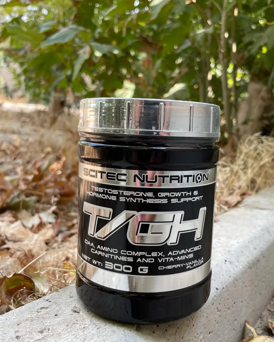 مکمل T/GH Scitec Nutrition، رنگ مشکی و نقره‌ای، جنس پلاستیک، ظرف درب‌دار