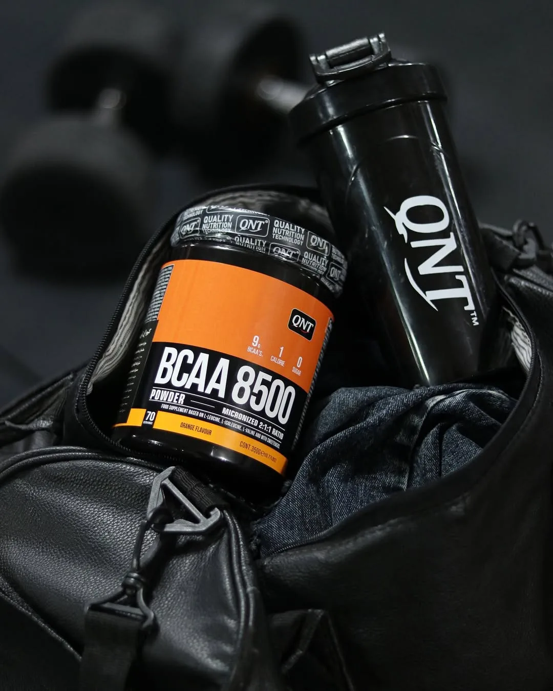 مکمل BCAA 8500 QNT، رنگ نارنجی و مشکی، جنس پلاستیک، ظرف پودر