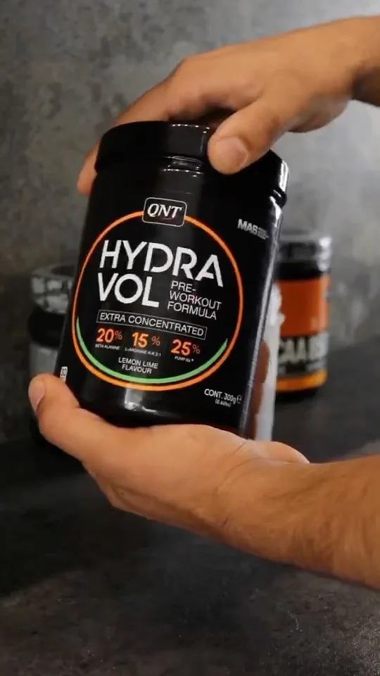 مکمل پیش از تمرین Hydravol، رنگ مشکی، نارنجی و سفید، جنس پلاستیک، استوانهای دربدار