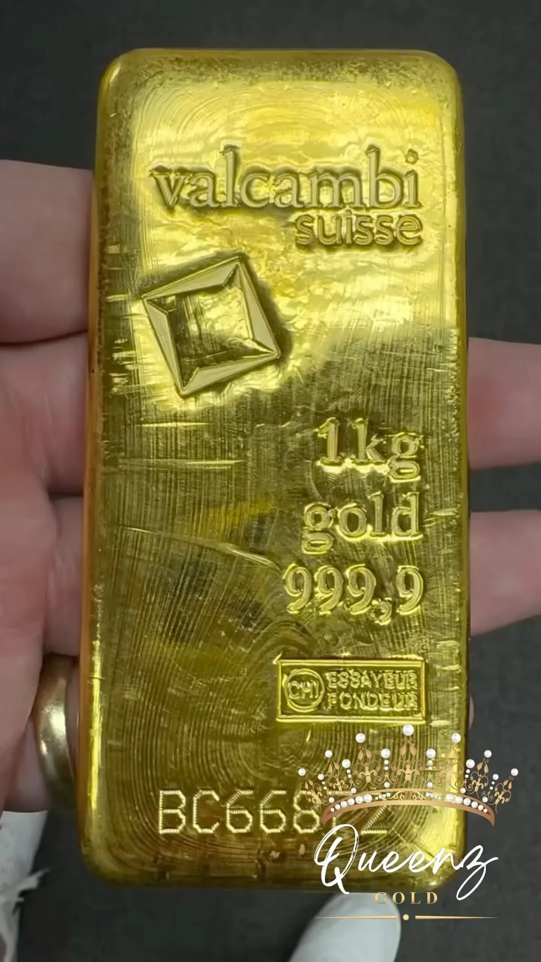 شمش طلا سوئیسی، رنگ طلایی، مستطیلی