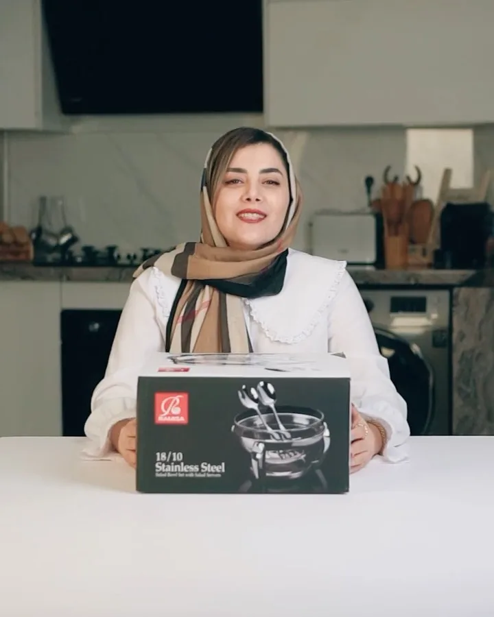 سالادخوری استیل رامیسا، رنگ مشکی و نقرهای، جعبه محصول