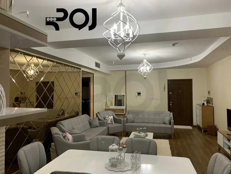 آویز کره فر قطر ۴۰، رنگ سفید و خاکستری، جنس فلز و شیشه، لوستر آویز مدرن