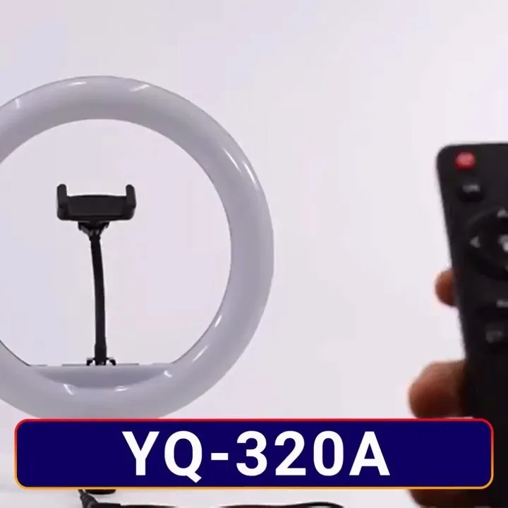 رینگ لایت YQ-320A، رنگ سفید و مشکی، جنس پلاستیک، دایره‌ای