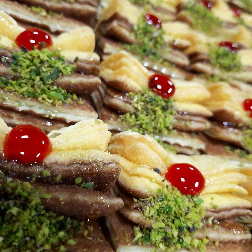 شیرینی زبان