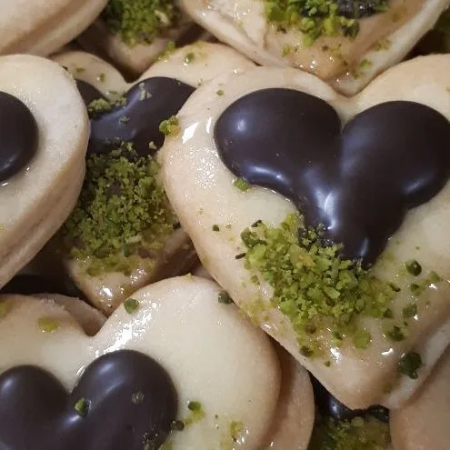 شیرینی قلبی شکلاتی