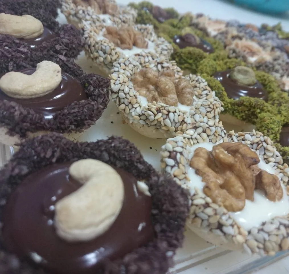 شیرینی تزیین‌شده