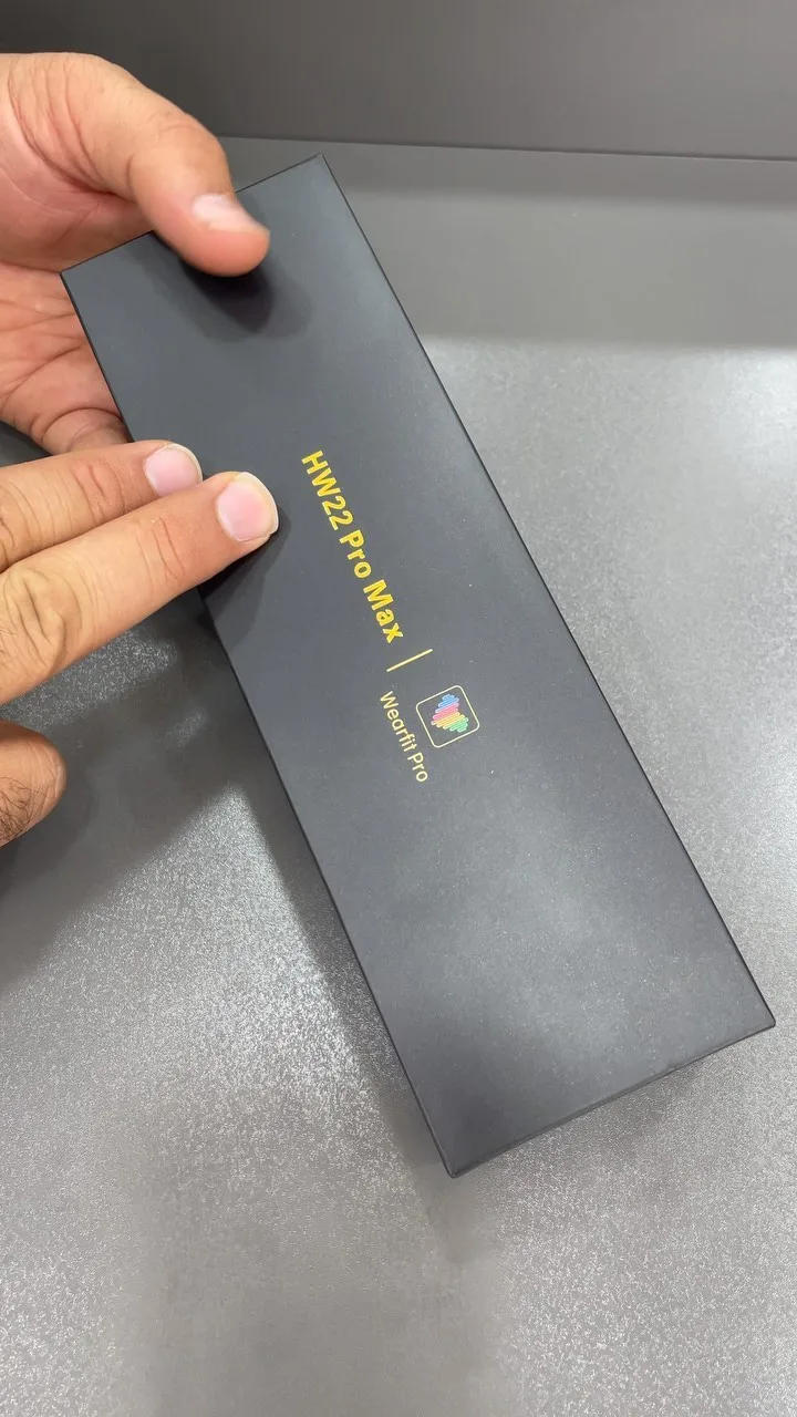 ساعت هوشمند HW22 Pro Max، رنگ مشکی، جنس مقوا، مستطیلی