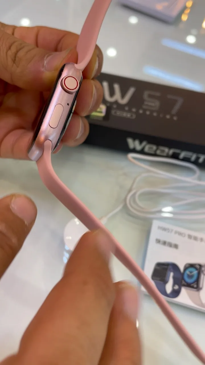 ساعت هوشمند S7 Wearfit، رنگ صورتی، جنس فلز و پلاستیک، مستطیلی، بند سیلیکونی