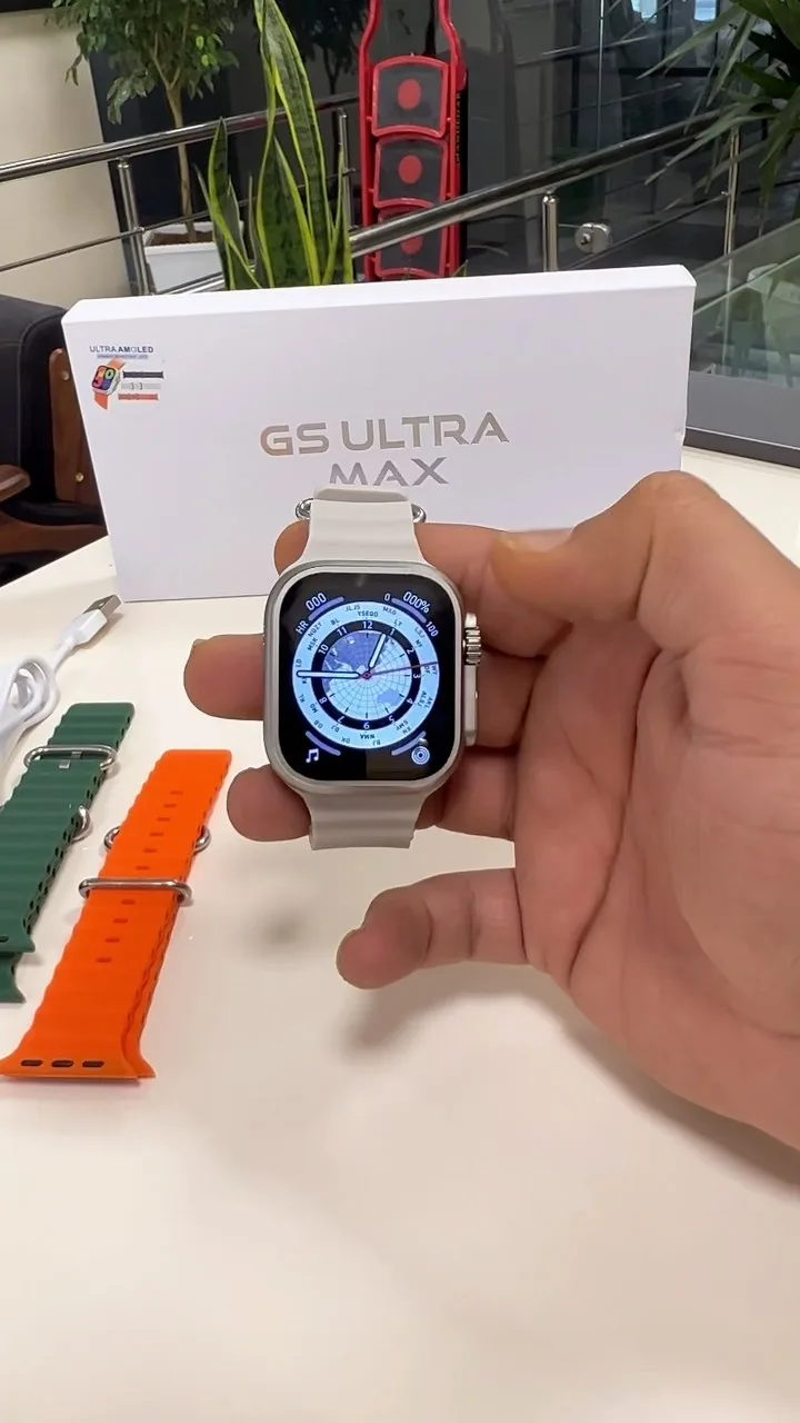 ساعت هوشمند GS Ultra Max، رنگ سفید و نقرهای، جنس سیلیکون و فلز، مربع، بند سیلیکونی