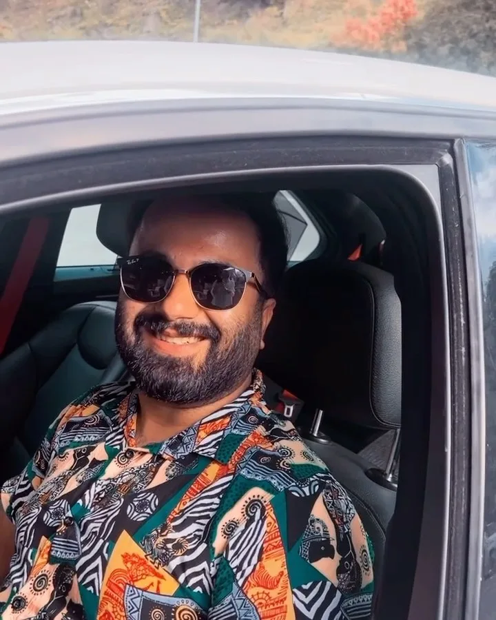 ساعت هوشمند صفحه گرد امولد