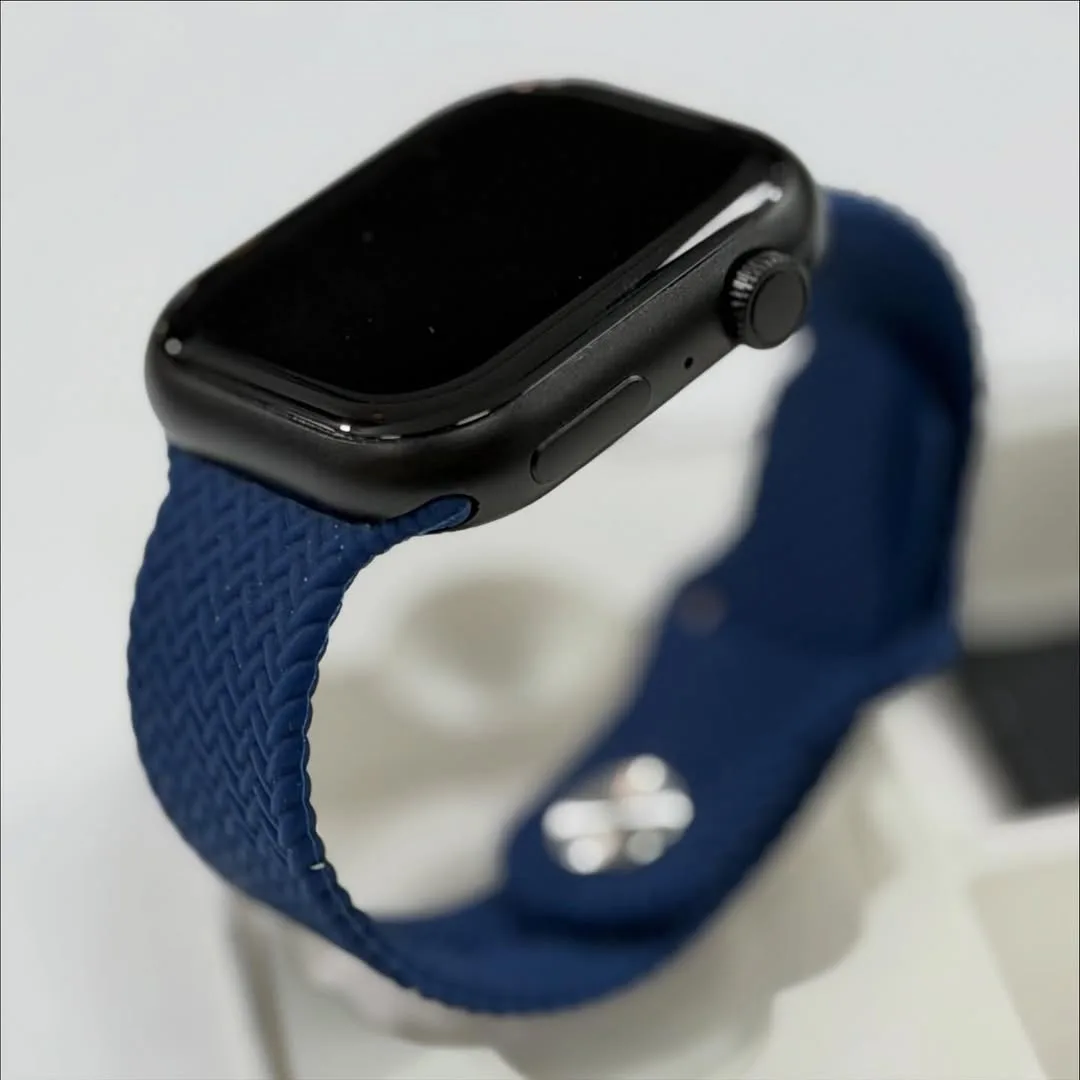 ساعت هوشمند، رنگ سرمه‌ای و مشکی، جنس سیلیکونی، طرح بافتنی، مستطیلی، دیجیتال