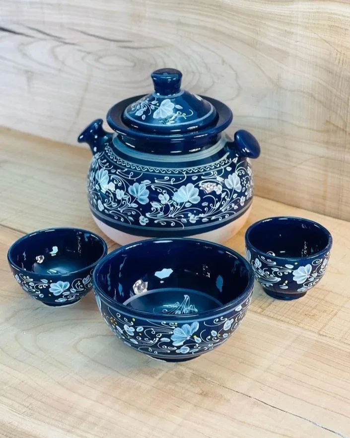ست سفالی نقش‌دار سرمه‌ای
