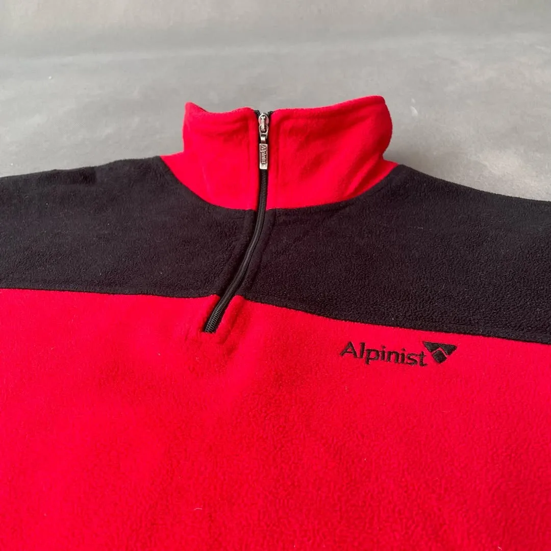 پلوور سایز ۹۵ Alpinist، رنگ قرمز و مشکی، جنس مخمل، یقه ایستاده زیپدار