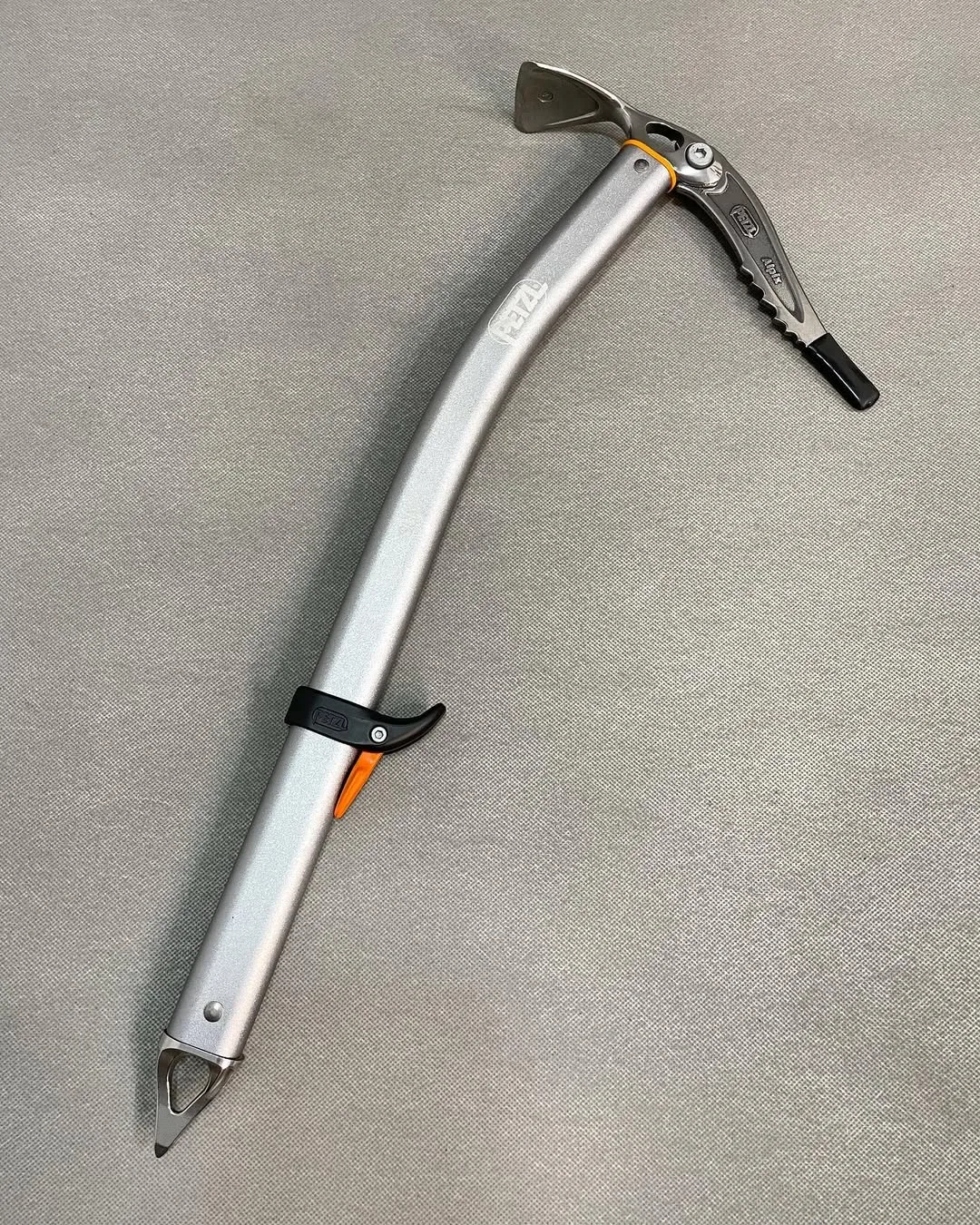 کلنگ کوهنوردی سامتک Petzl
