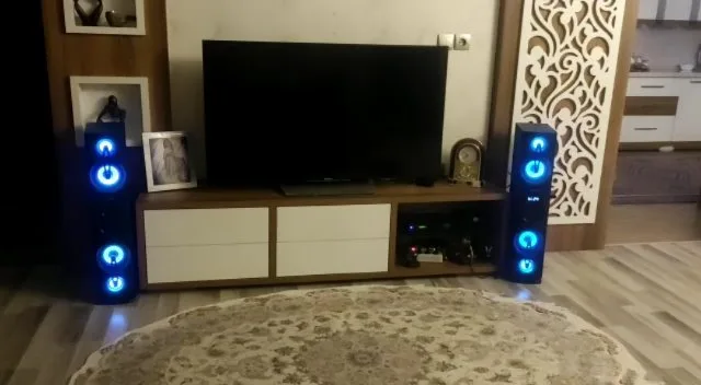 اسپیکر مکسیدر FB13، رنگ مشکی و آبی، ایستاده جفت