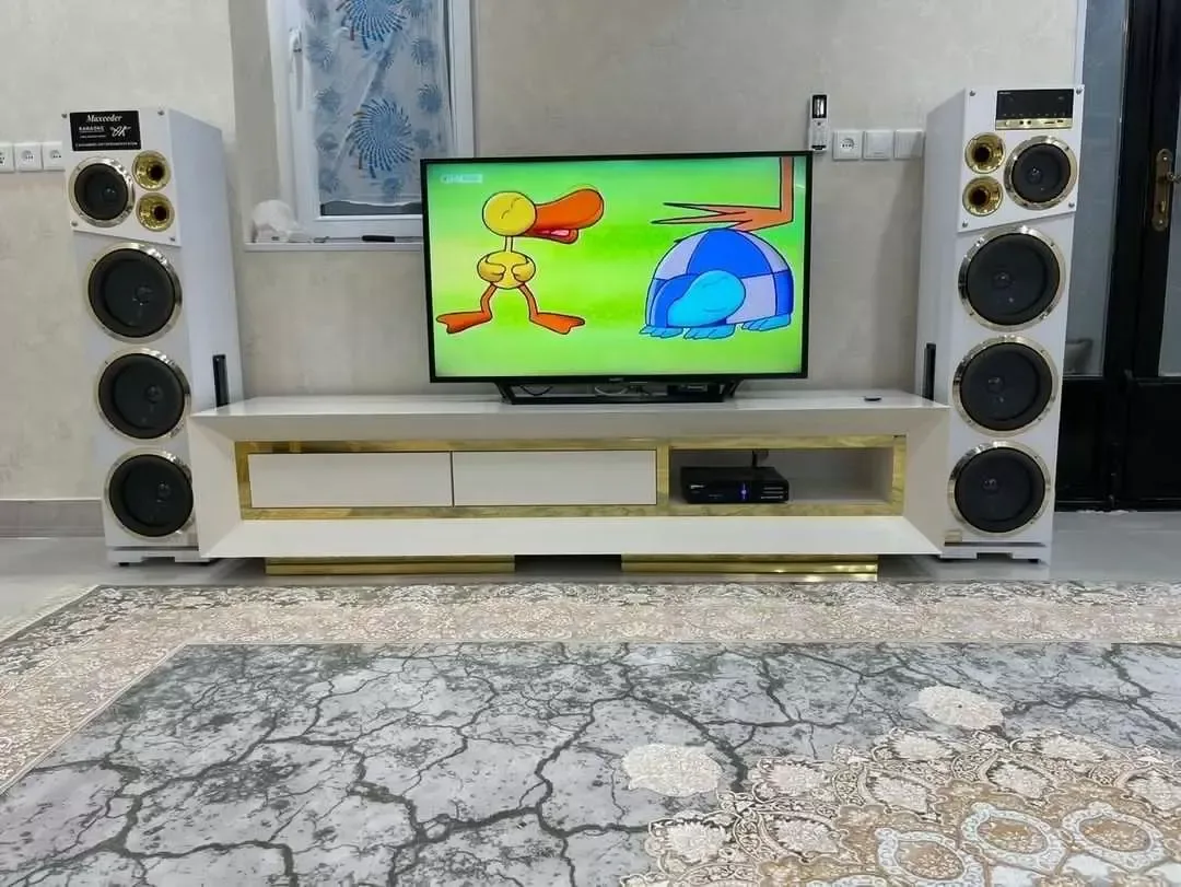 اسپیکر خانگی مکسیدر، رنگ سفید، طلایی و سیاه، جنس چوب، پلاستیک و فلز، ست دو عددی ایستاده